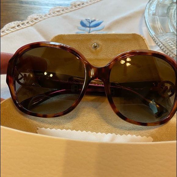 MK polarized sunglasses